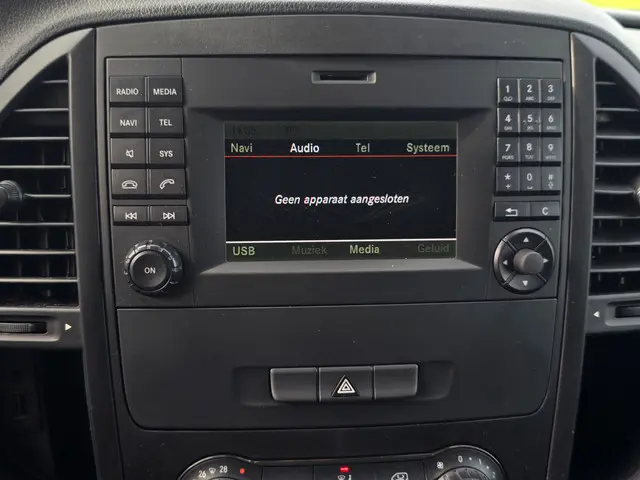 Mercedes-Benz Vito 111 CDI L2 H1 2017 Diesel 27