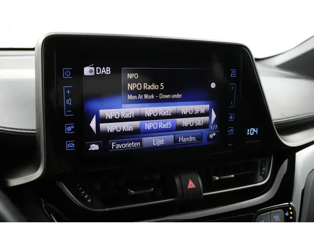 Toyota C-HR 1.8 Hybrid Style 2019 Hybride Benzine 8