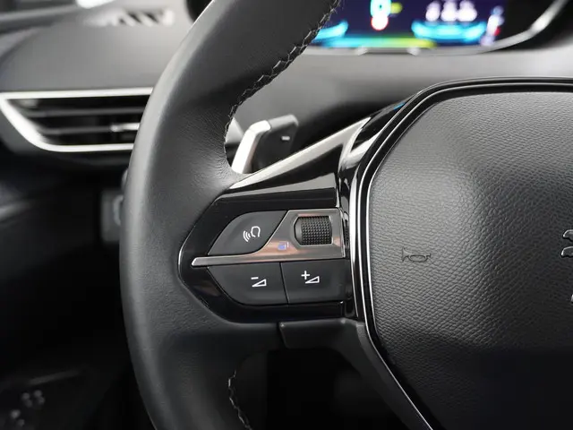 Peugeot 3008 1.6 HYbrid 225 Allure 2022 Hybride Benzine 27
