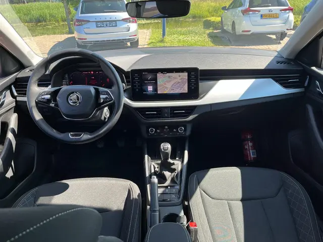 Škoda Scala 1.0 TSI Selection 2023 Benzine 8