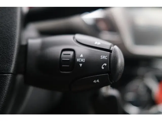 Citroën C3 PT 82 Selection 2016 Benzine 33