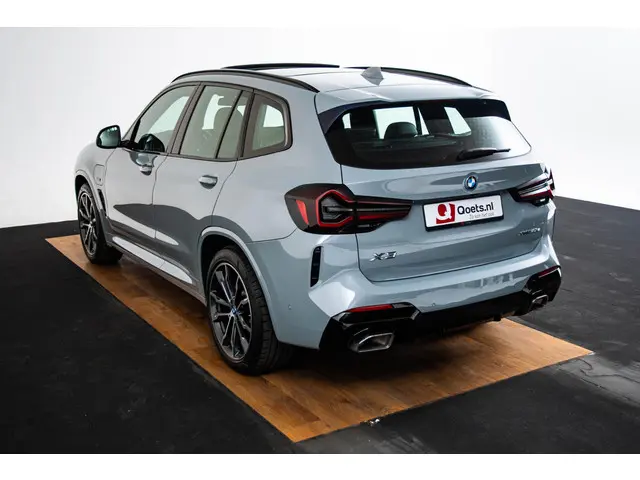 BMW X3 xDrive30e High Executive 2021 Hybride Benzine 12