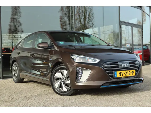 Hyundai IONIQ 1.6 GDi COMFORT AUT. 2018 Hybride Benzine 9