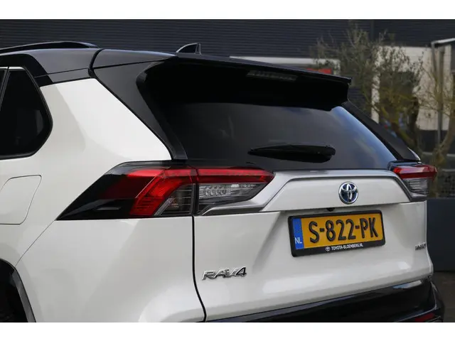Toyota RAV4 2.5 Hybrid Bi-Tone 2020 Hybride Benzine 8