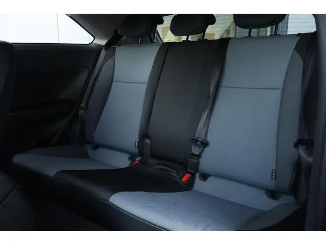 Hyundai i20 Coupé 1.0 T-GDI Premium 2017 Benzine 14