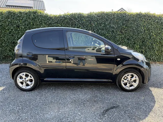 Citroën C1 1.0 Exclusive 2013 Benzine 2