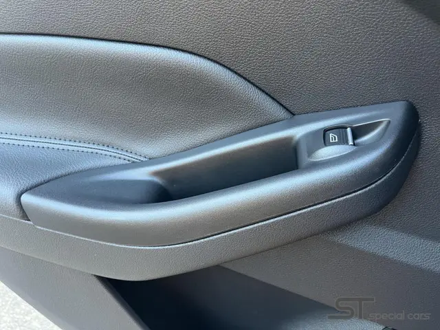 Ford Focus Wagon 2.0 ST-3|Uniek|ALERT 2015 Benzine 27