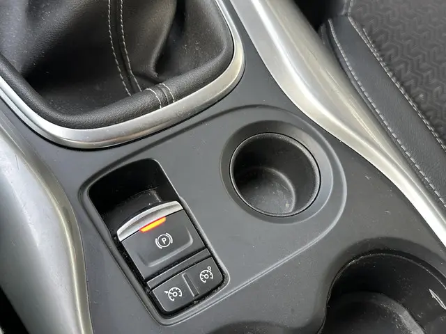 Renault Kadjar 1.2 TCe Intens 2017 Benzine 25