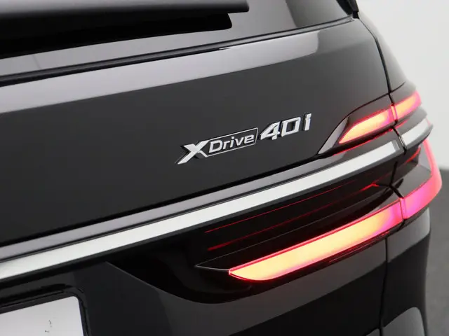 BMW X7 xDrive40i 2025 Benzine 46