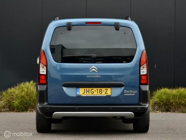 Citroën Berlingo combi 1.2 PureTech XTR 2017 Benzine 4