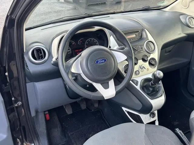 Ford Ka 1.2 Limited start/stop 2014 Benzine 8