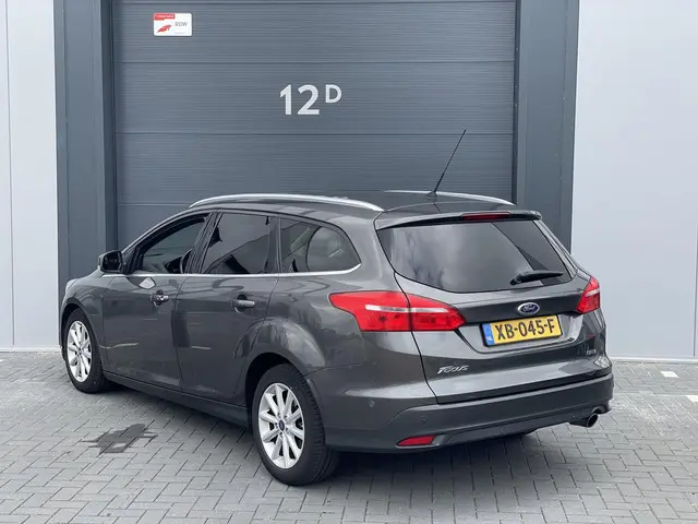 Ford Focus Wagon 1.5 Titanium Edition 2015 Benzine 3