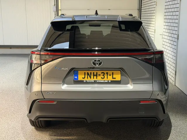 Toyota bZ4X Executive 73 kWh automaat 2025 Elektrisch 6