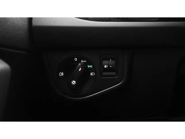 Volkswagen Polo 1.0 TSI 95pk Life 2024 Benzine 28