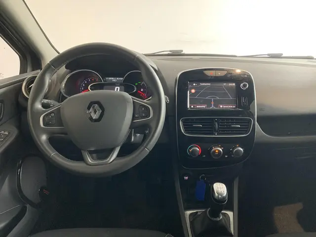 Renault Clio 0.9 TCe Limited 2017 Benzine 3
