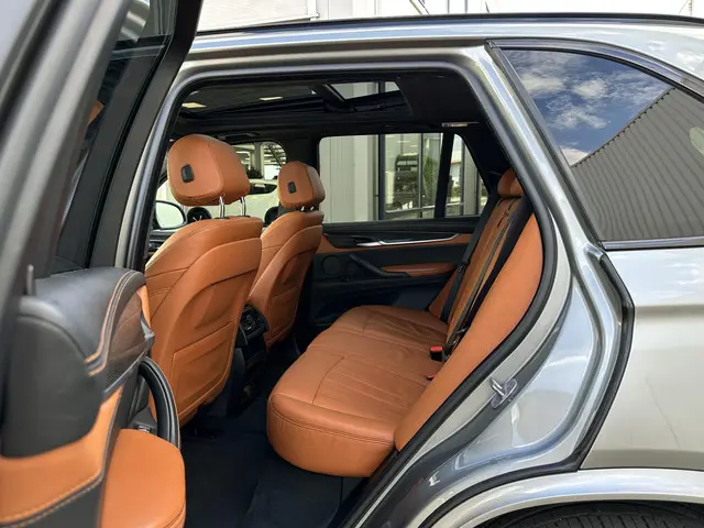 BMW X5 M 575pk 2015 Benzine 32