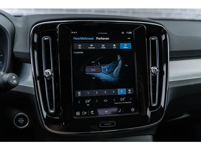 Volvo XC40 2.0 B4 Plus Dark 2024 Benzine 41