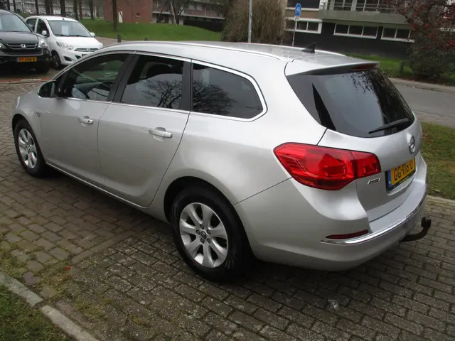 Opel Astra Sports Tourer 1.4 Turbo Blitz 2015 Benzine 5