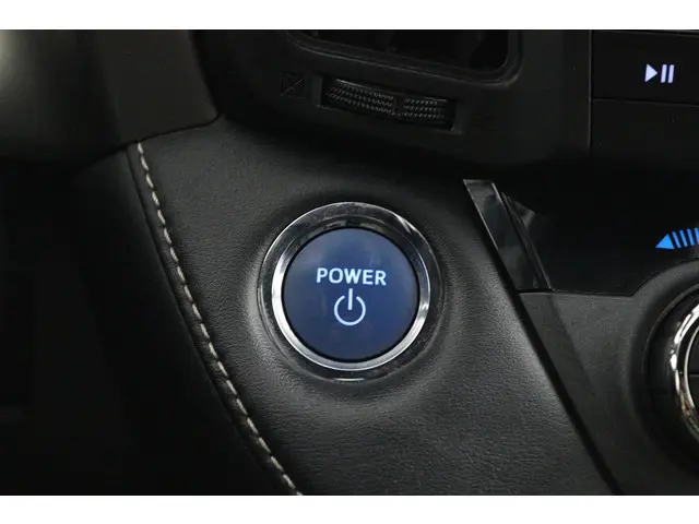 Toyota RAV4 2.5 Hybrid Style 2017 Hybride Benzine 52