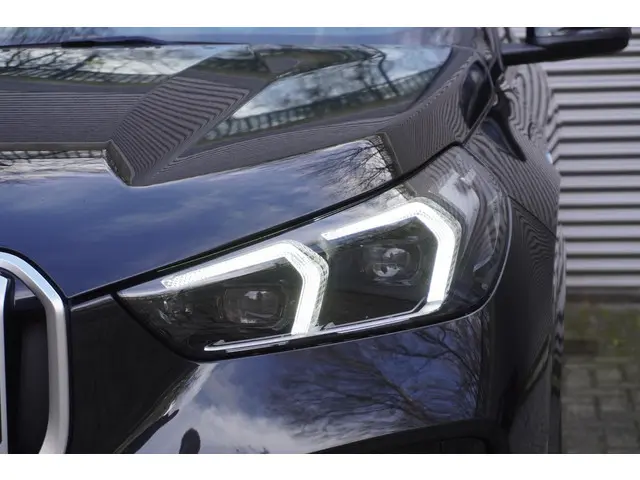 BMW X1 xDrive25e 2025 Hybride Benzine 7