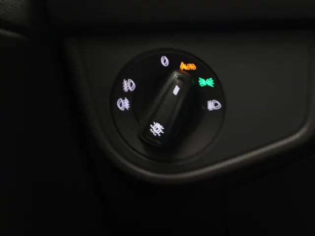 Volkswagen Polo 1.0TSI/95PK R-Line DSG 2025 Benzine 21