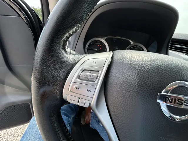 Nissan Navara NISSAN F73CI5J 2021 Diesel 7
