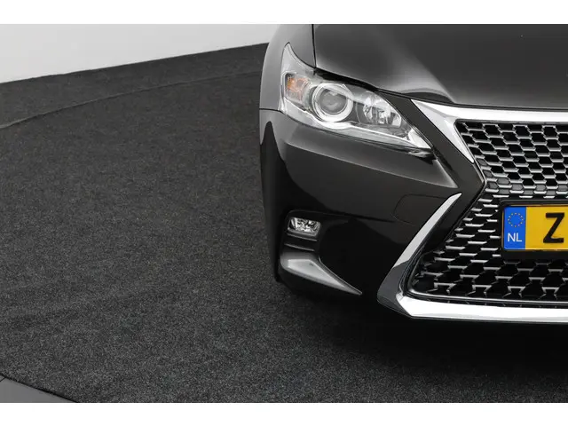 Lexus CT 200h Business Line 2019 Hybride Benzine 35