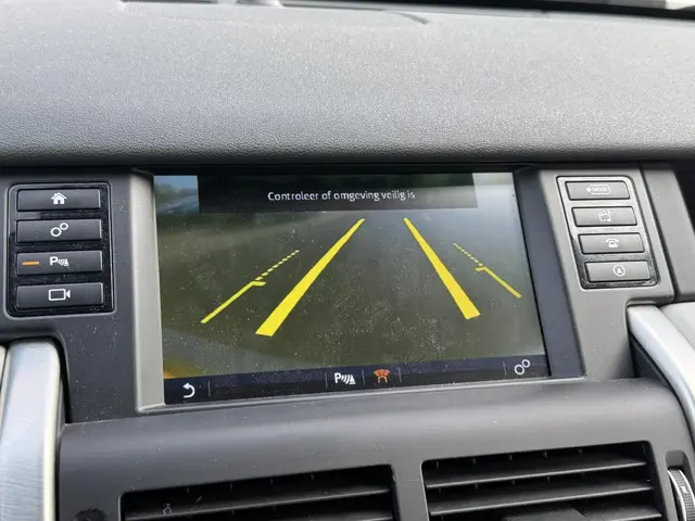 Land Rover Discovery Sport 2.0 Si4 4WD SE 2016 Benzine 18