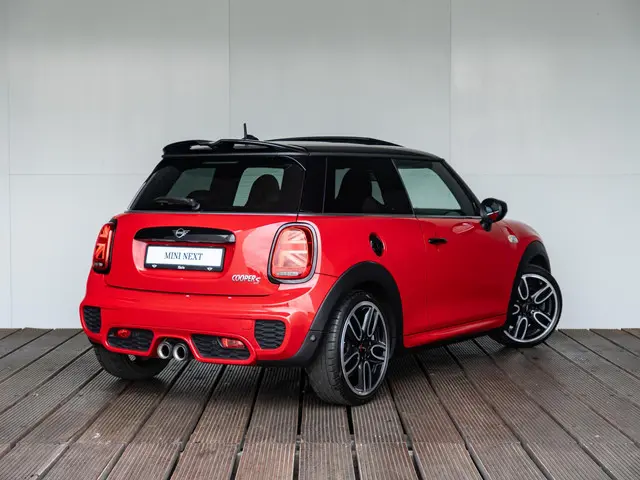 MINI 3-Deurs Cooper S Aut. 2021 Benzine 3