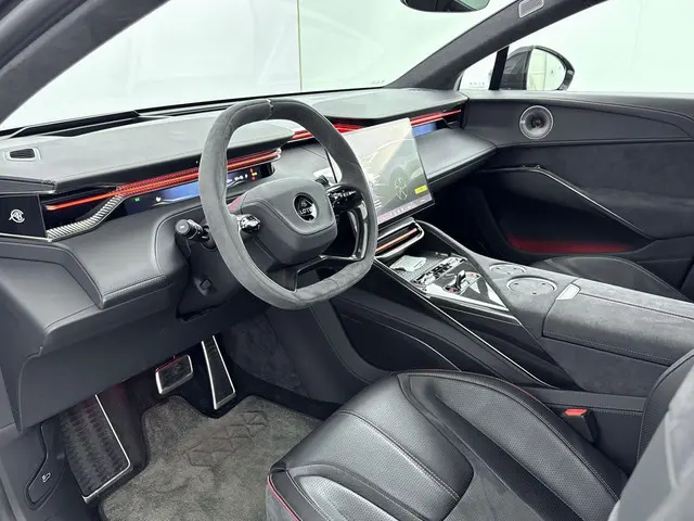 Lotus Eletre S 112kWh/603pk 2024 Elektrisch 15