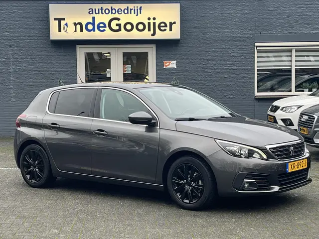 Peugeot 308 1.2 PureTech Allure 2019 Benzine