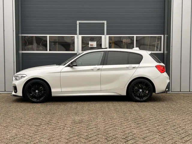 BMW 1 Serie 118i High Executive 2017 Benzine 5