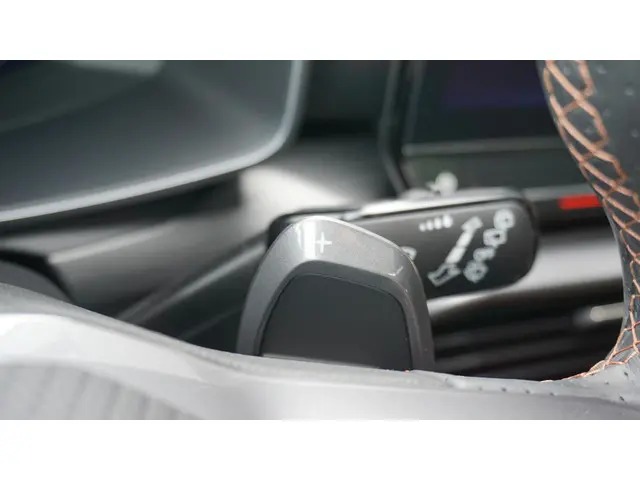 CUPRA Formentor 1.4 e-Hybrid 204pk 2021 Hybride Benzine 29