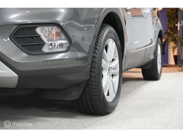 Ford Kuga 1.5 EcoBoost Titanium 2019 Benzine 9