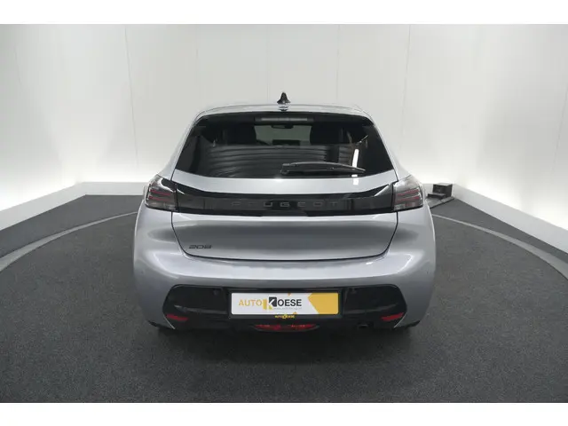 Peugeot 208 PureTech 100 Allure Pack 2023 Benzine 19