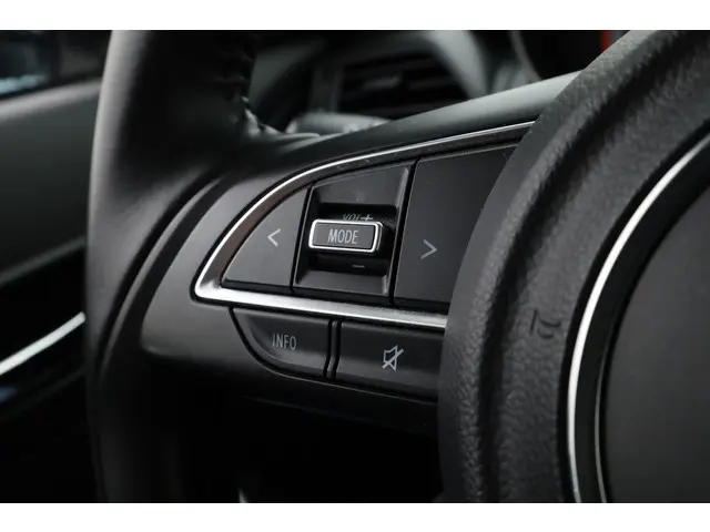 Suzuki Swift 1.2 Stijl Smart Hybrid 2020 Benzine 10