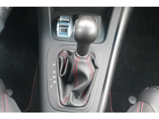 Alfa Romeo Giulietta 1.750 Turbo Veloce 2017 Benzine 42