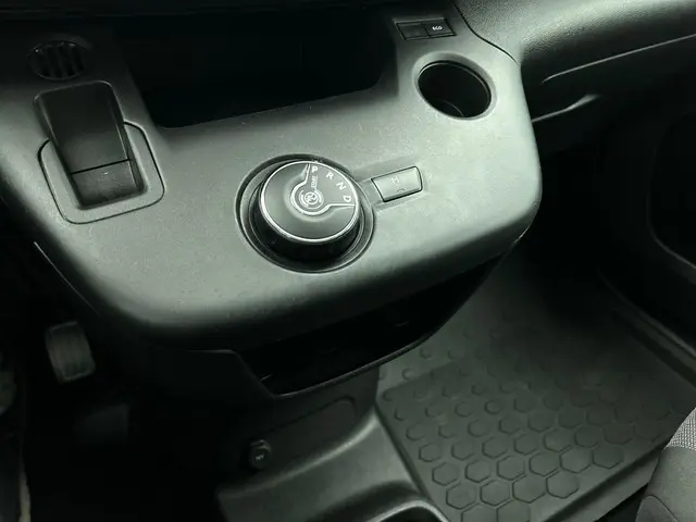 Opel Combo 1.5D L1H1 130pk Automaat Edition 2023 Diesel 28