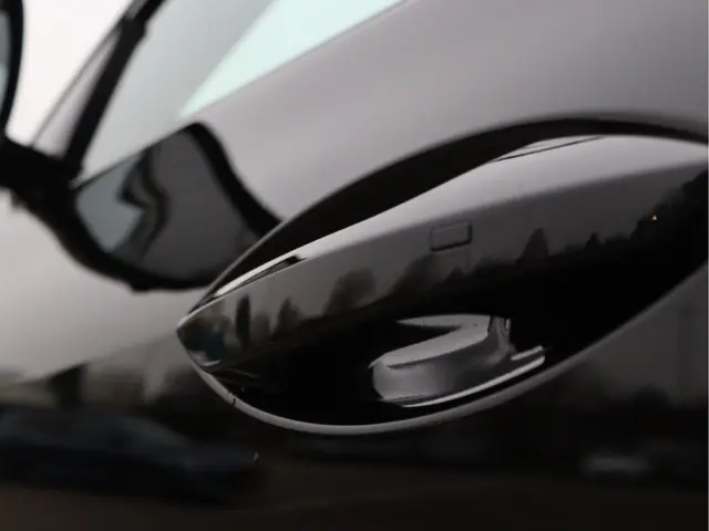 DFSK E5 PHEV 1.5 2025 Hybride Benzine 17