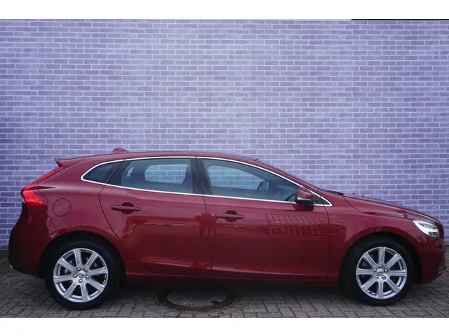 Volvo V40 1.5 T3 Inscription 2016 Benzine 15