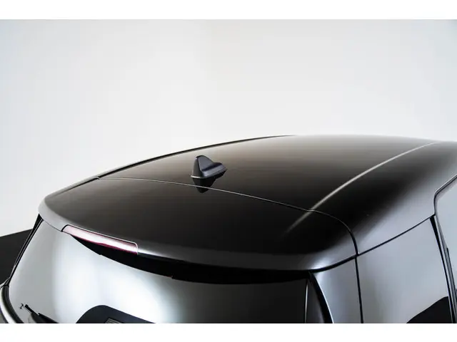 MINI Countryman Cooper SE ALL4 2022 Hybride Benzine 33