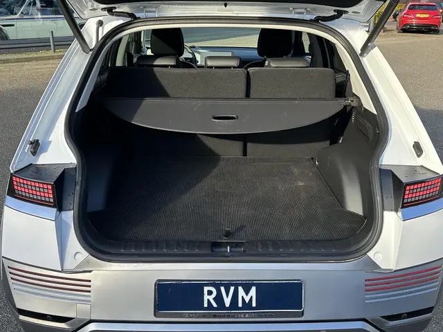 Hyundai IONIQ 5 Lounge AWD 77.4 kWh 2023 Elektrisch 5