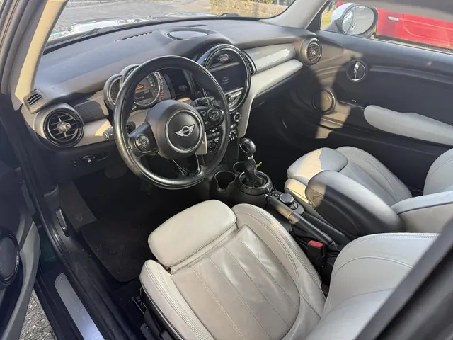 MINI Cooper Mini 1.5 Chili Business 2015 Benzine 6