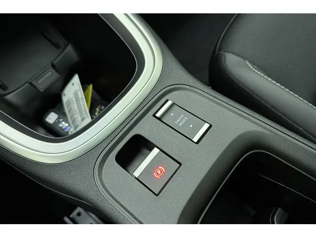 Jeep Avenger Summit 54 kWh 2025 Elektrisch 29