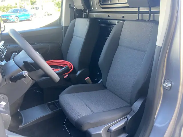 Opel Combo-e 136pk L2 50kWh 2025 Elektrisch 4