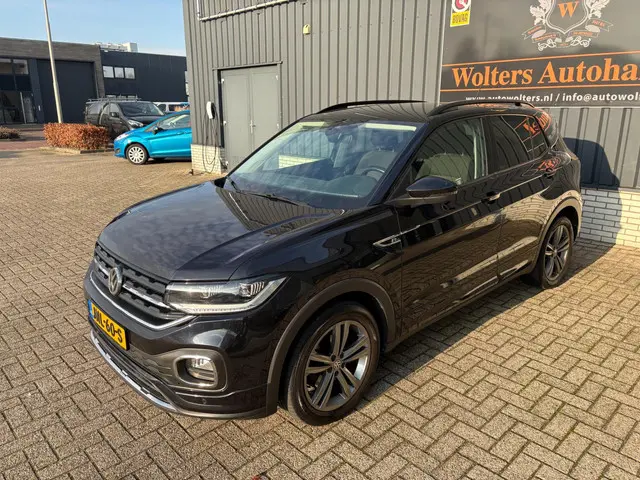Volkswagen T-Cross 2