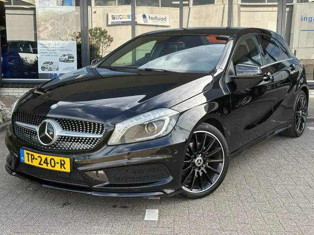 Mercedes-Benz A-Klasse 180 AMG-PAKKET 2015 Benzine