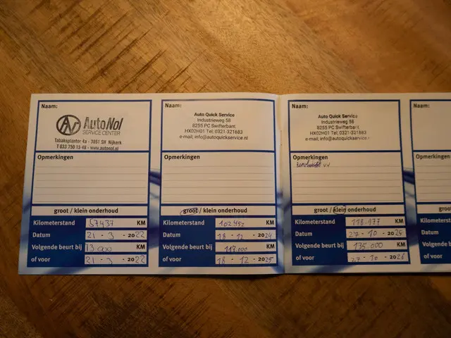 Mercedes-Benz E-Klasse Coupé 200 Ambition 2014 Benzine 33