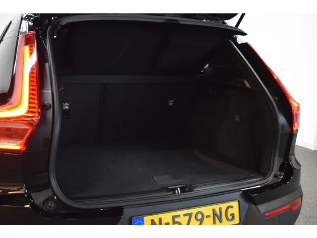 Volvo XC40 54000km T3 164pk AUT8 BNS Pro 2021 Benzine 26