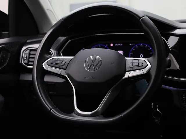Volkswagen T-Cross 1.0TSI/110PK Style 2021 Benzine 33